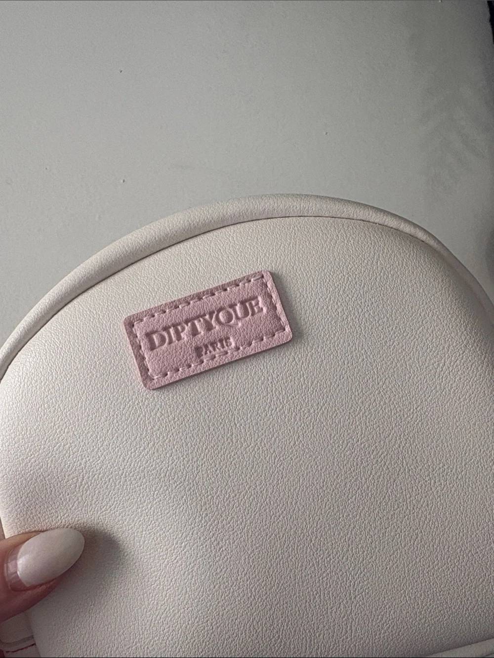 Diptyque Paris x Qatar Airways Limited Edition Think Pink Amenity Bag